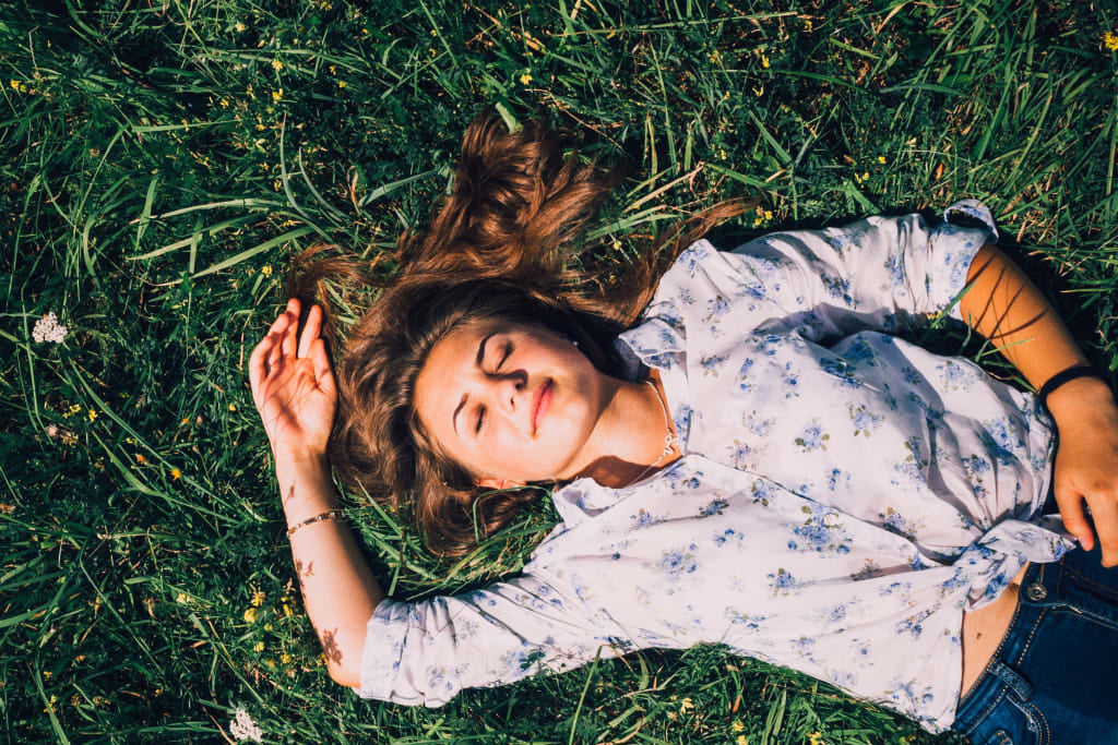 8 All-Natural Sleep Remedies and Blue Light Protection